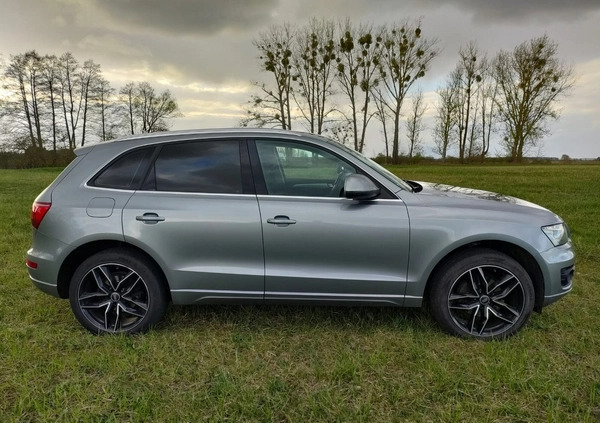 Audi Q5 cena 52000 przebieg: 125000, rok produkcji 2009 z Barlinek małe 137